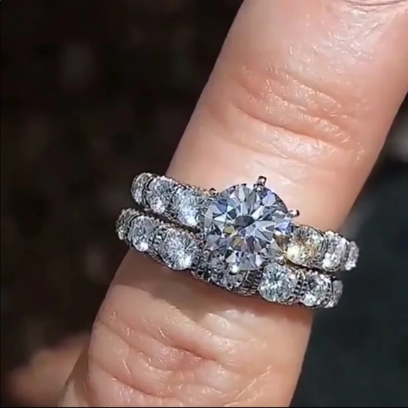 New 2 pc Set 925 Silver Delicate Diamond Ring 💍 - Picture 3 of 6